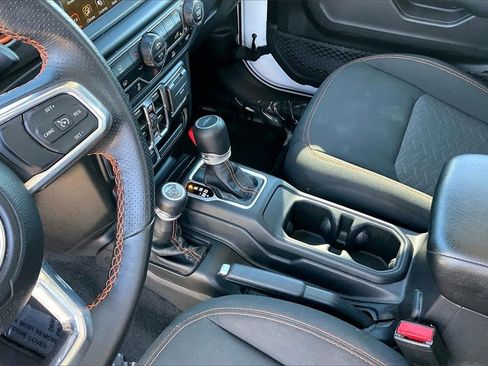 Used 2023 Jeep Gladiator Mojave image 15