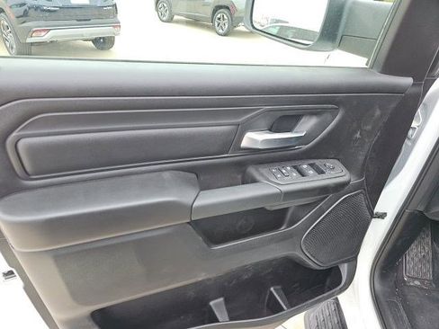 New 2026 RAM 1500 Express AWD/4WD image 19
