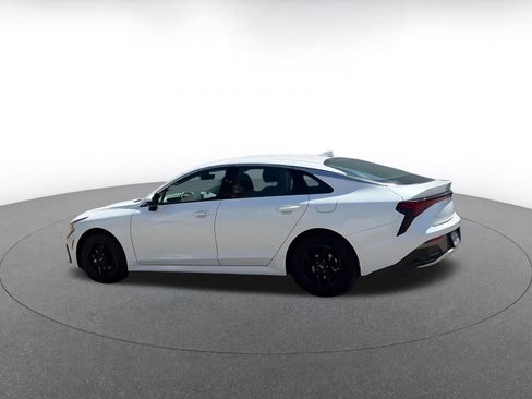 Used 2025 Kia K5 LXS image 11