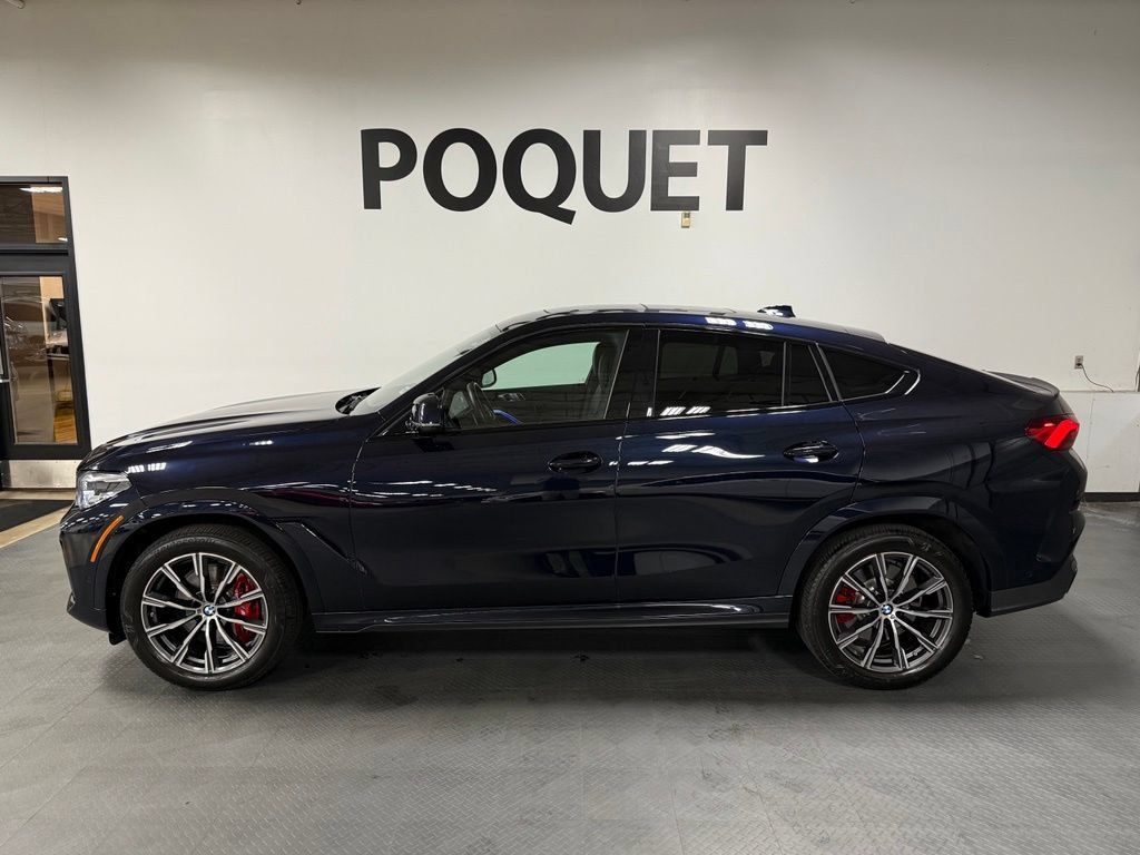Used 2021 BMW X6 xDrive40i w/ M Sport Package AWD/4WD image 1