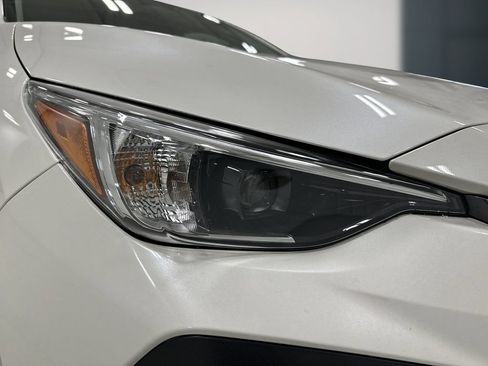 Used 2025 Subaru Crosstrek 2.5i Premium AWD/4WD image 11
