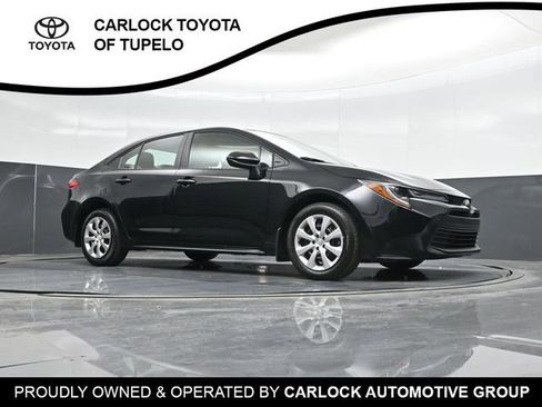 Used 2026 Toyota Corolla LE FWD image 52