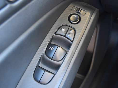 Used 2024 Nissan Altima 2.5 SV FWD image 29