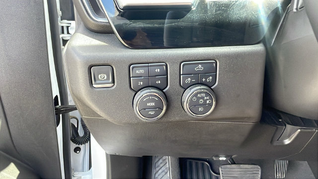 Used 2024 Chevrolet Silverado 1500 RST w/ Convenience Package II AWD/4WD image 27