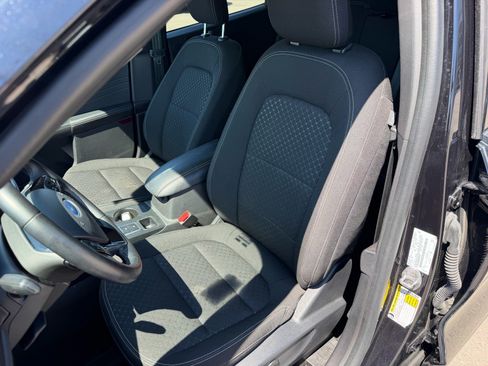 Used 2024 Ford Escape Active w/ Tech Pack #2 AWD/4WD image 25