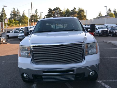 Used 2008 GMC Sierra 3500 SLT image 2