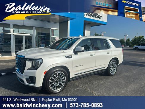 Used 2023 GMC Yukon Denali Ultimate image 1
