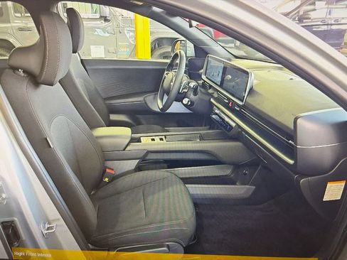 Used 2024 Hyundai Ioniq 6 SE RWD image 7