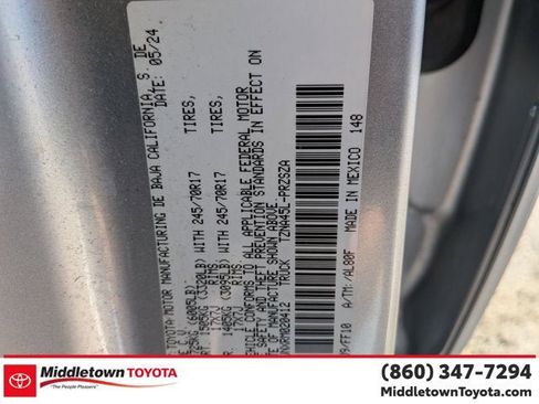 Certified 2024 Toyota Tacoma SR5 AWD/4WD image 38