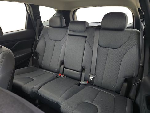 Used 2023 Hyundai Santa Fe SEL image 13