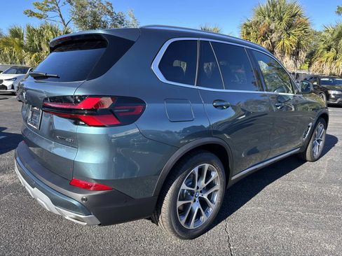 New 2026 BMW X5 xDrive40i w/ Executive Package image 3