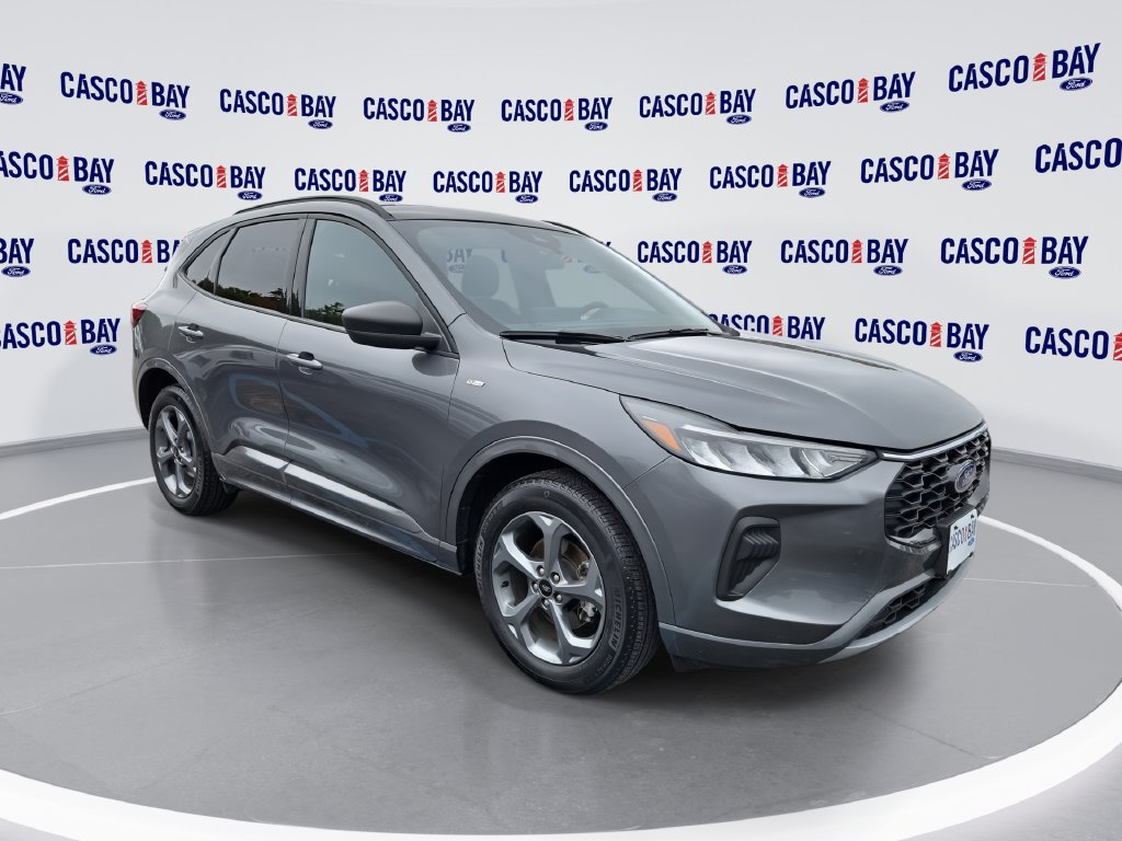 Certified 2023 Ford Escape ST-Line AWD/4WD image 1