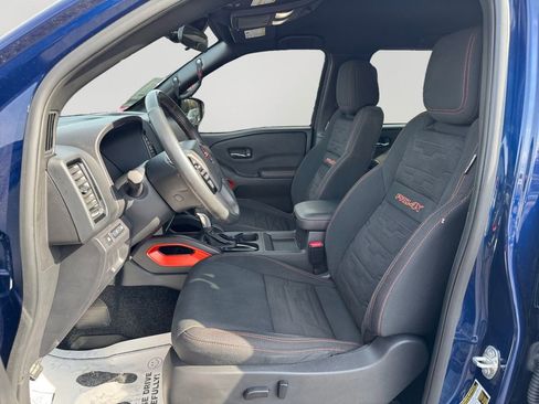 Used 2023 Nissan Frontier PRO-4X w/ Technology Package image 24