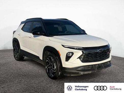 Used 2025 Chevrolet TrailBlazer RS w/ Convenience Package image 7