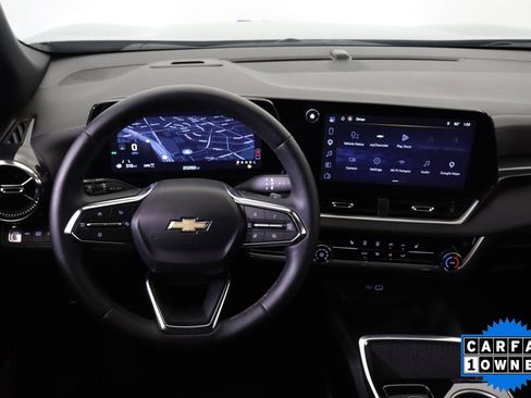 Used 2026 Chevrolet Equinox LT AWD/4WD image 18