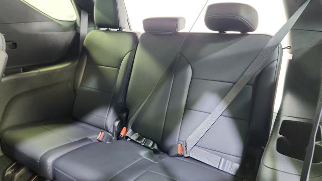 Used 2026 Chevrolet Traverse LT AWD/4WD image 23