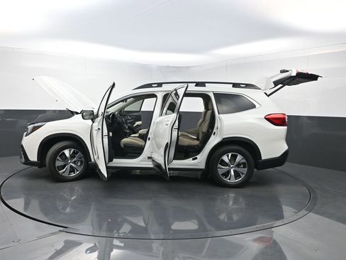 Used 2023 Subaru Ascent Premium w/ Convenience Package image 35
