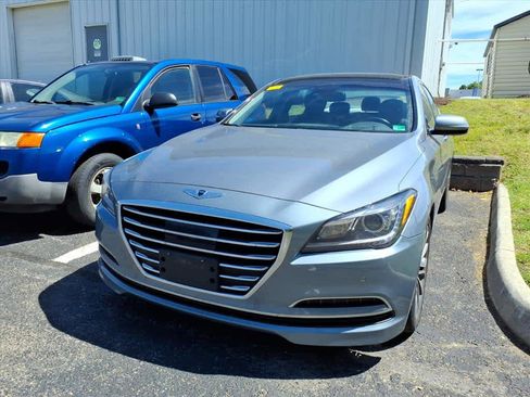 Used 2015 Hyundai Genesis 3.8 w/ Option Group 04 RWD image 5