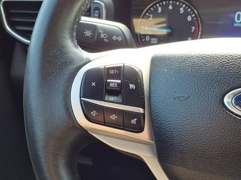 Certified 2023 Ford Explorer XLT w/ Equipment Group 202A AWD/4WD image 16
