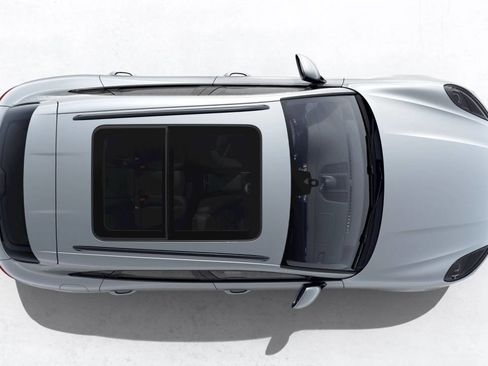 New 2026 Porsche Macan Turbo image 5