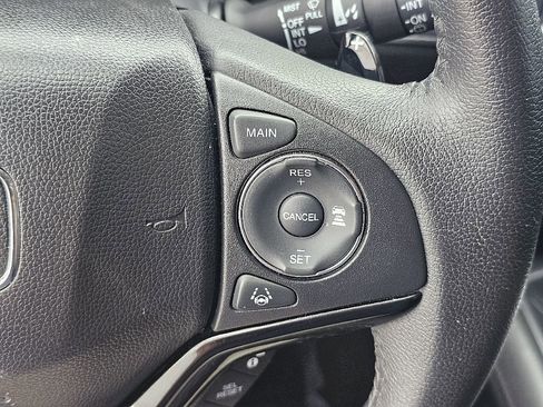Used 2022 Honda HR-V EX-L image 29