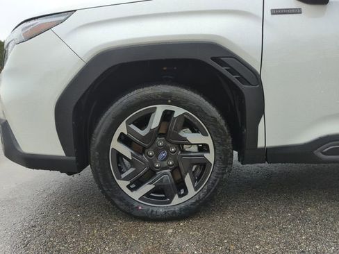 New 2025 Subaru Forester Limited image 26