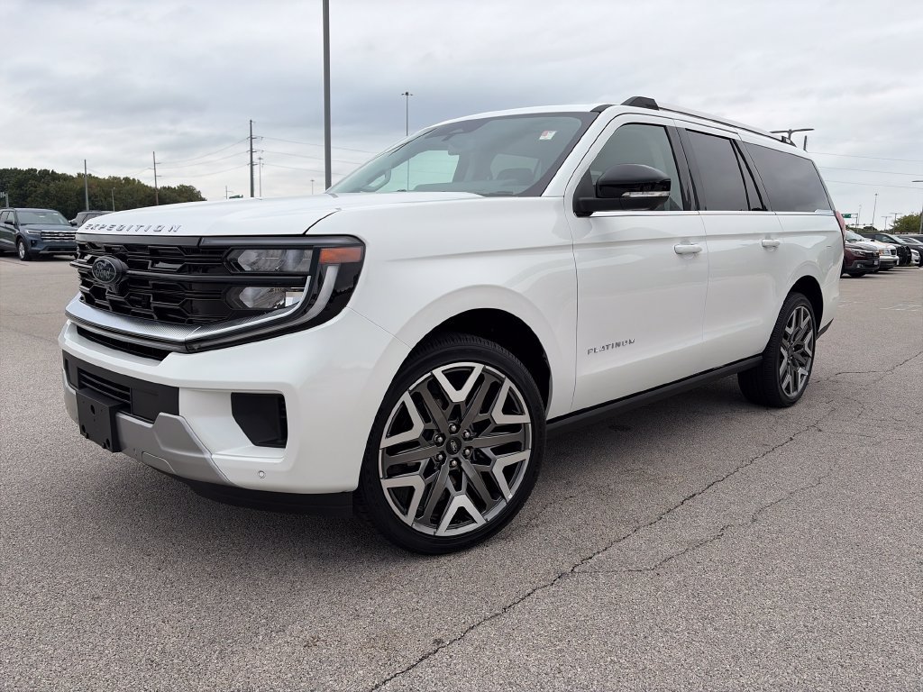 Used 2026 Ford Expedition Max Platinum w/ Platinum Ultimate Package AWD/4WD image 3