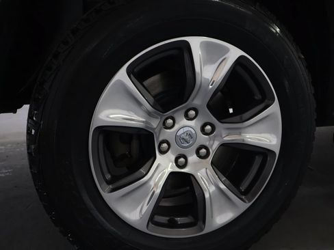 Used 2019 RAM 1500 Laramie AWD/4WD image 35