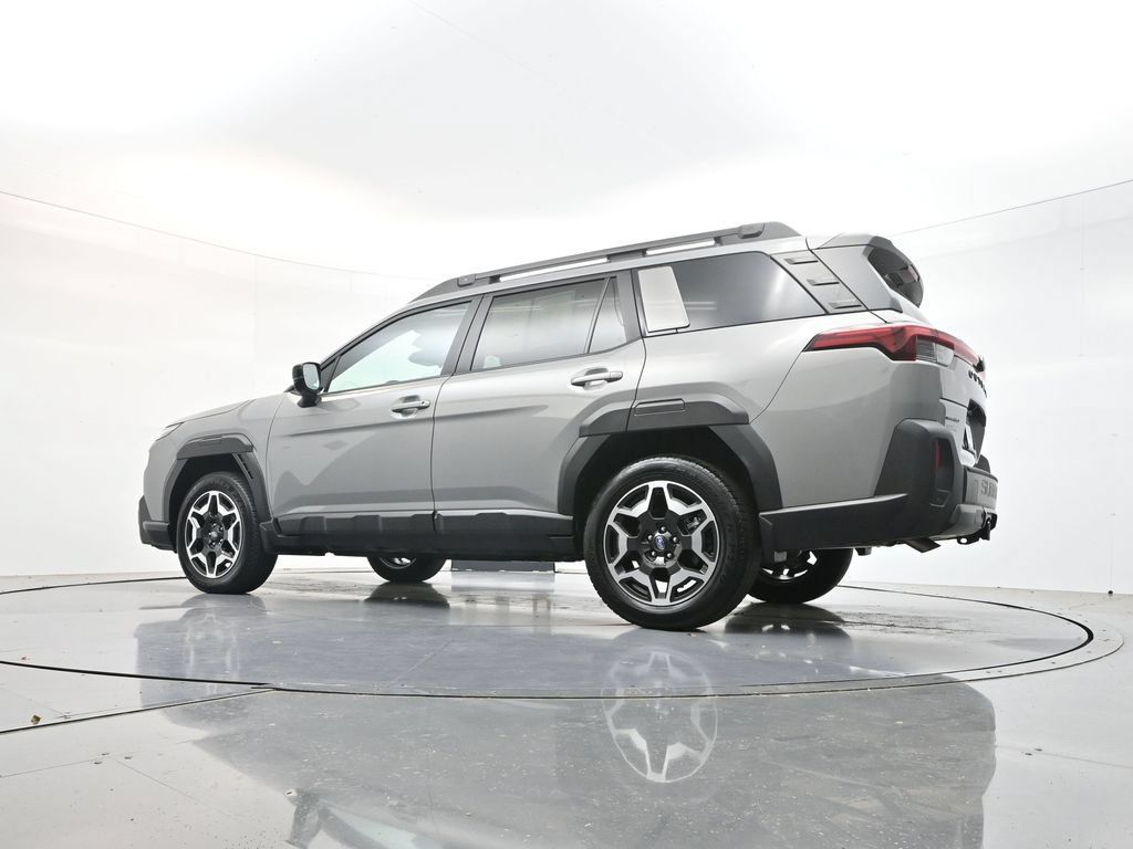 Used 2026 Subaru Outback Touring AWD/4WD image 39