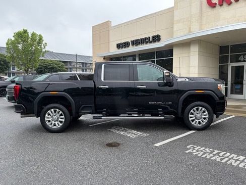 Used 2023 GMC Sierra 2500 Denali w/ Denali Ultimate Package AWD/4WD image 9