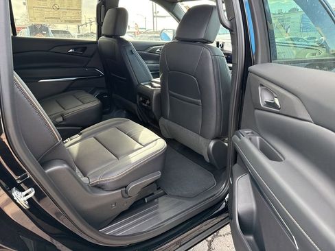 New 2026 Chevrolet Traverse High Country image 35