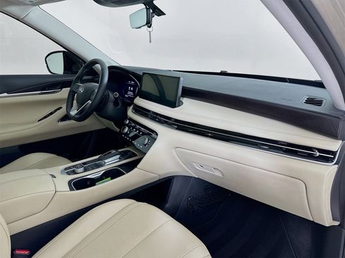 Used 2023 INFINITI QX60 Sensory w/ Cargo Package image 33