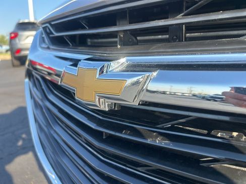 Used 2025 Chevrolet Malibu LT image 11