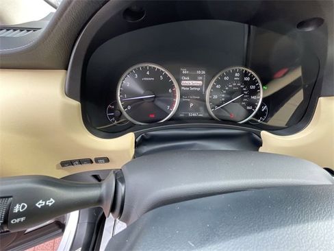 Used 2018 Lexus NX 300 FWD image 13