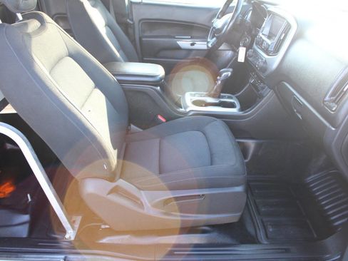 Used 2022 Chevrolet Colorado LT w/ Fleet Safety Package image 7