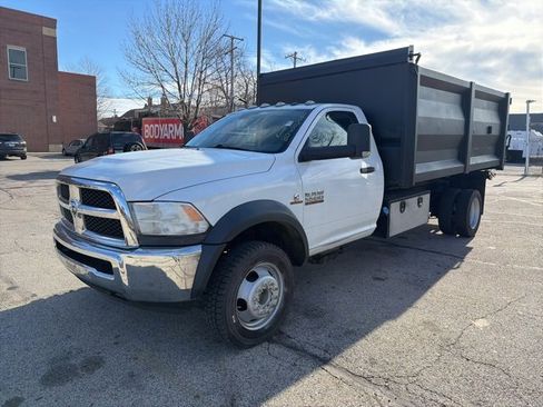 Used 2018 RAM 5500 Tradesman w/ Power & Remote Entry Group image 2