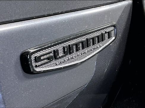 New 2026 Jeep Grand Cherokee L Summit w/ Obsidian Package AWD/4WD image 9