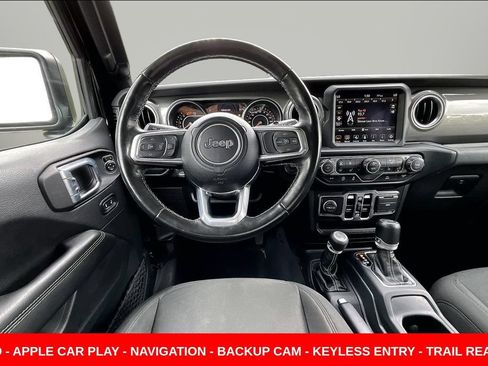 Used 2022 Jeep Wrangler Unlimited Sahara w/ LED Lighting Group AWD/4WD image 8