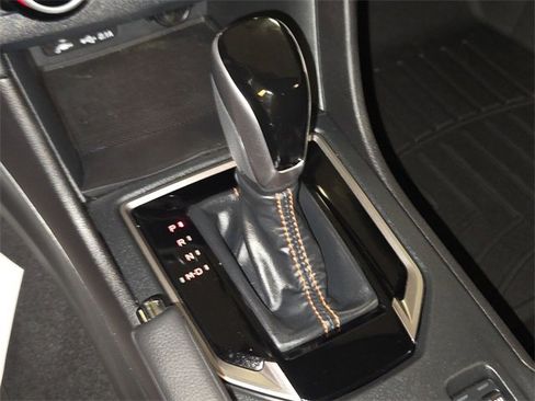 Used 2023 Subaru Crosstrek 2.5i Limited w/ Popular Package #3 image 20