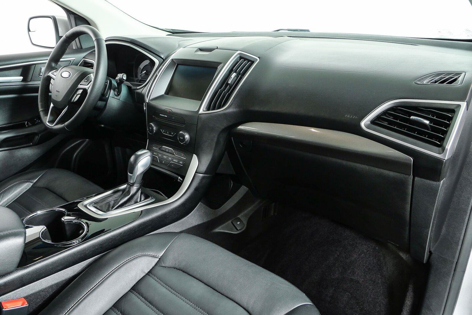 Used 2015 Ford Edge SEL w/ Equipment Group 201A FWD image 21