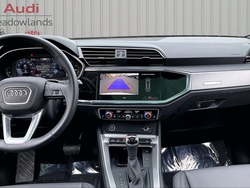 Used 2025 Audi Q3 2.0T Premium w/ Convenience Package image 9
