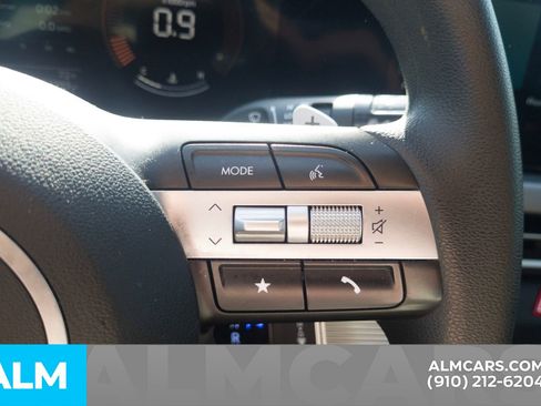 Used 2025 Hyundai Sonata SEL FWD image 12