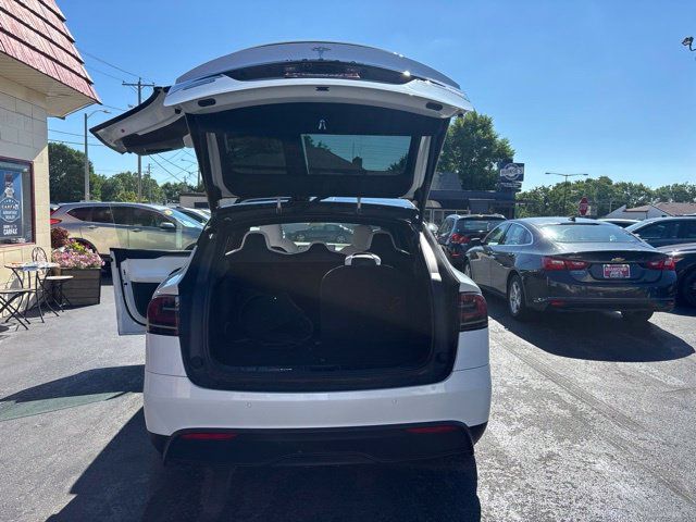 Used 2022 Tesla Model X AWD/4WD image 20