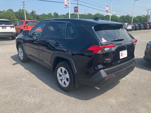 Certified 2025 Toyota RAV4 LE FWD image 7