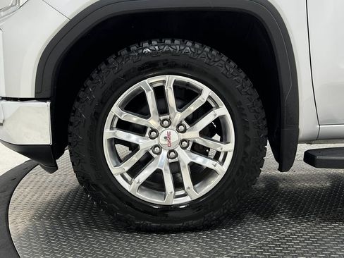 Used 2019 GMC Sierra 1500 SLT AWD/4WD image 40