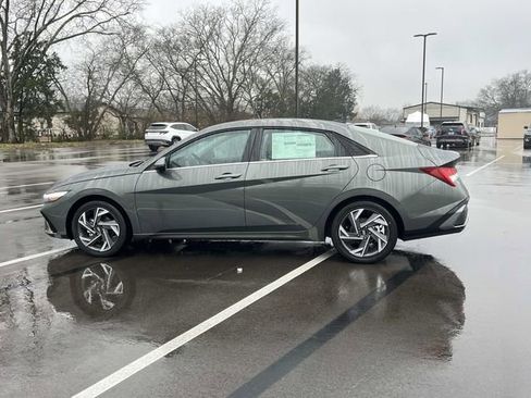 New 2026 Hyundai Elantra Limited image 8