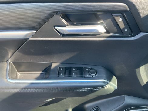 Certified 2026 GMC Acadia Elevation w/ Elevation Premium Package FWD image 20