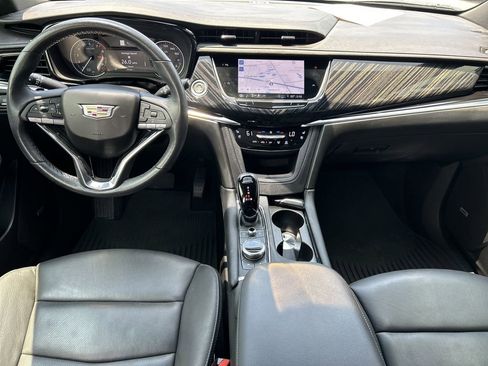 Certified 2023 Cadillac XT6 Premium Luxury image 13