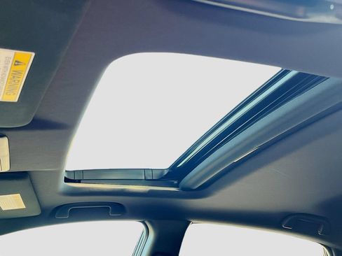 Used 2021 Honda Civic EX image 21