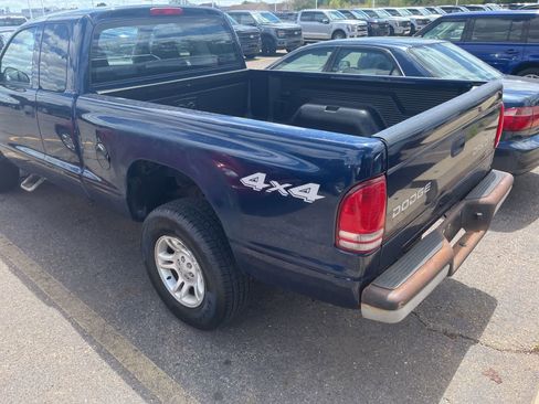 Used 2004 Dodge Dakota 4x4 Club Cab w/ Tire & Handling Group image 9
